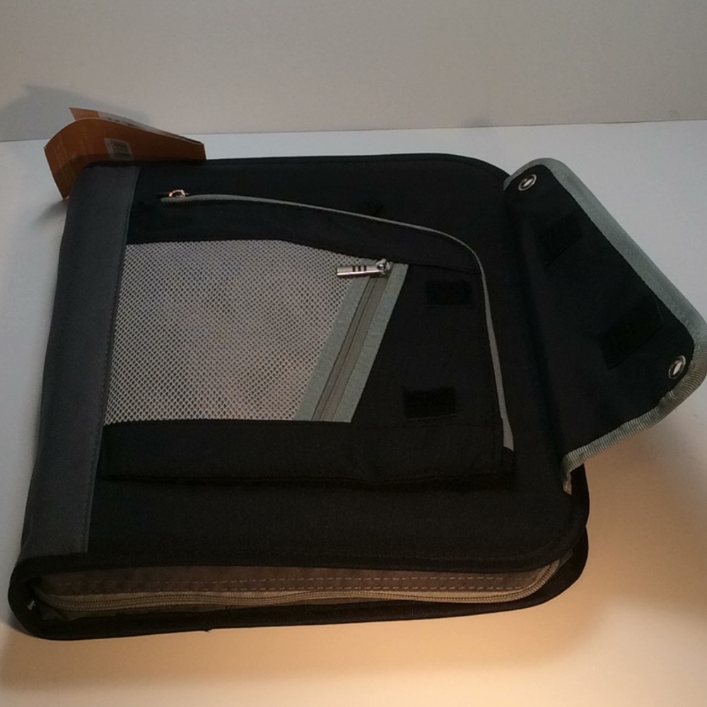 Mead Pro Platinum 1 1/2” Binder Heavy Duty - Picture 5 of 8